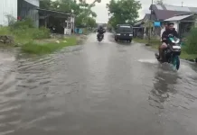 Luapan Air Rendam Jalan dan Pemukiman Bakateu-Malaka